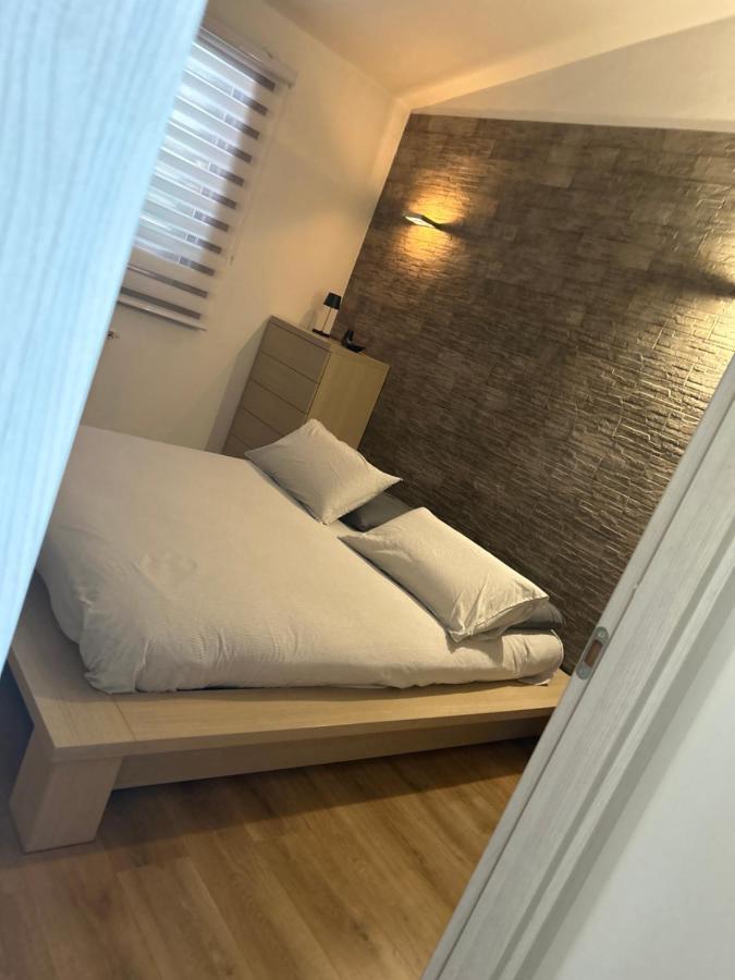P. Home La Maddalena  外观 照片